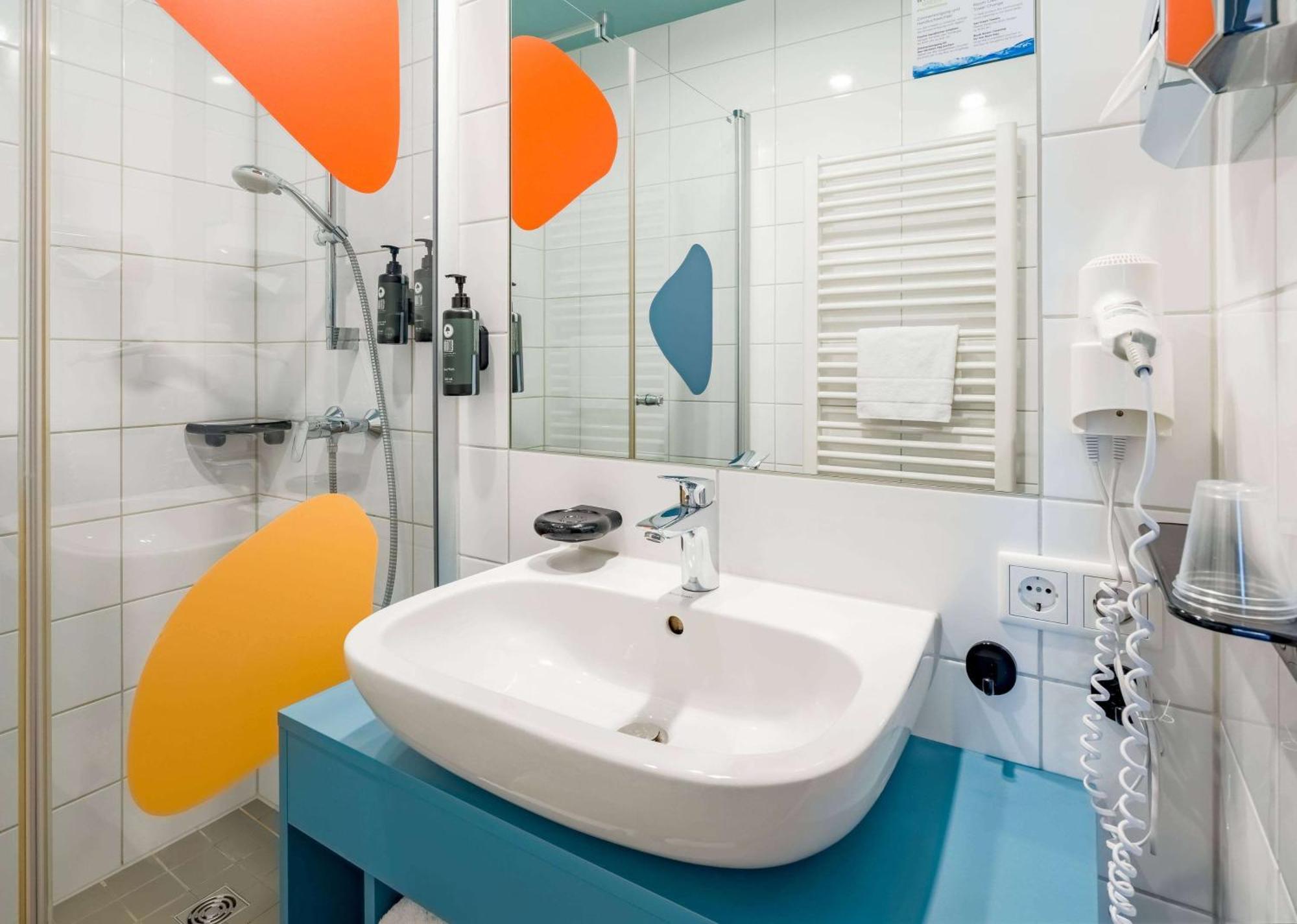 Ramada Encore By Wyndham Munich Messe المظهر الخارجي الصورة